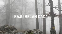 Baju Belah Dada