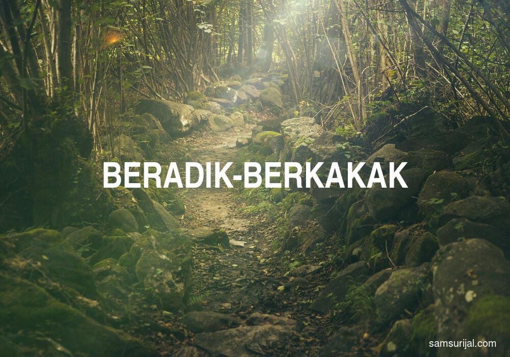 Arti Beradik Berkakak
