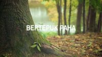 Bertepuk Paha