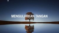 Mengulurkan Tangan