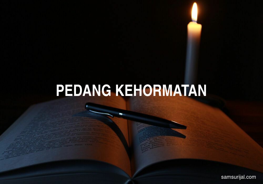 Arti Pedang Kehormatan